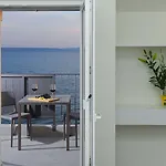 Seaside Luxury Lejlighed *