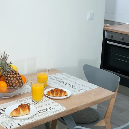 Seaside Luxury Apartment *