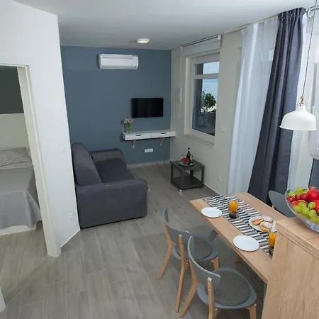 Apartment Seaside Luxury Podstrana
