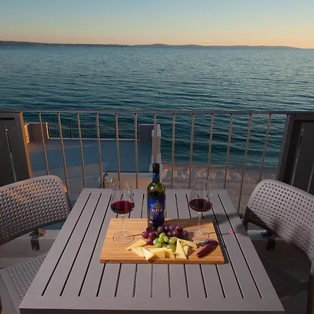 Seaside Luxury * Podstrana