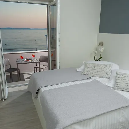 Seaside Luxury Apartment Podstrana