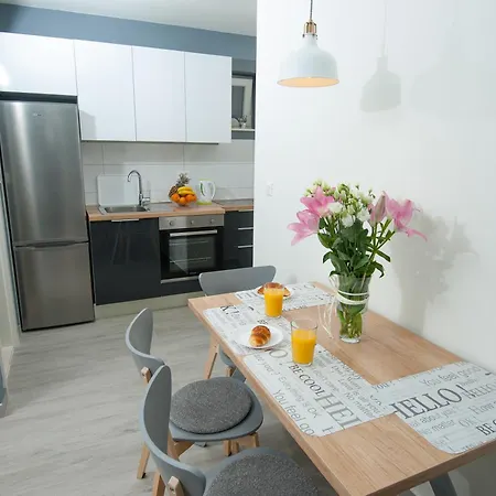 Seaside Luxury Apartment