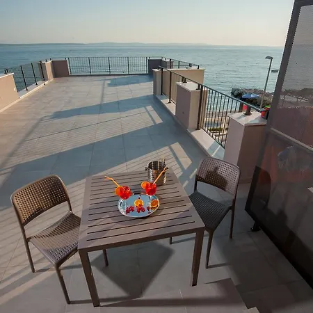 Apartament Seaside Luxury Podstrana