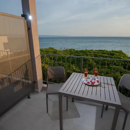Апартаменты Seaside Luxury *